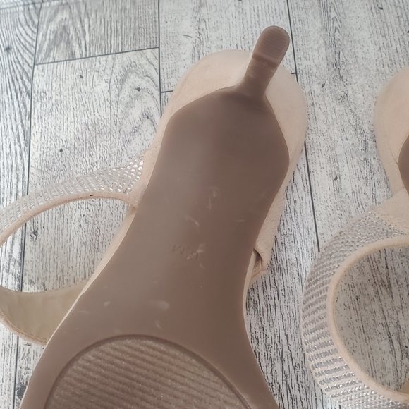 Women's GUESS Mia Double Strap Sparkly Kitten heels. Beige with clear strap 6.5M - Picture 12 of 14